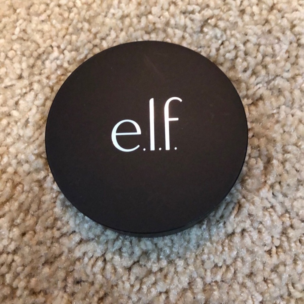 **PLEASE READ**..DISCONTINUED e.l.f. HD Mattifying Cream Foundation (Porcelain)